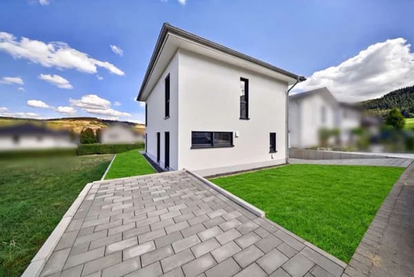 Immobilie in Riol - RIOL: Neubau mit Weitblick – modernes Einfamilienhaus auf großzügigem Grundstück - Bild 1