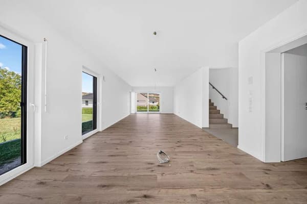 Immobilie in Riol - RIOL: Neubau mit Weitblick – modernes Einfamilienhaus auf großzügigem Grundstück - Bild 4