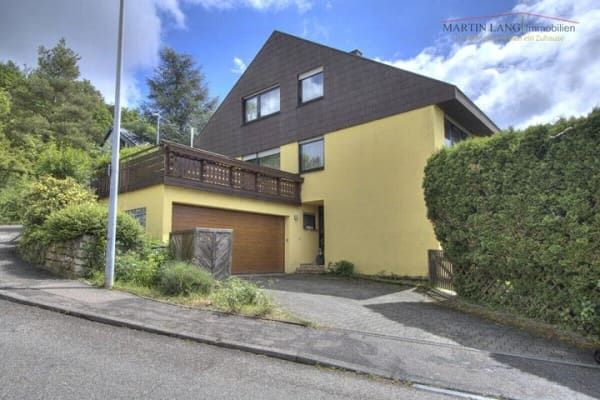Immobilie in Freudental - GROSSZÜGIGES EINFAMILIENHAUS MIT EINLIEGERWOHNUNG: RUHIG GELEGEN MIT SONNENGARTEN UND 3 GARAGEN - Bild 3