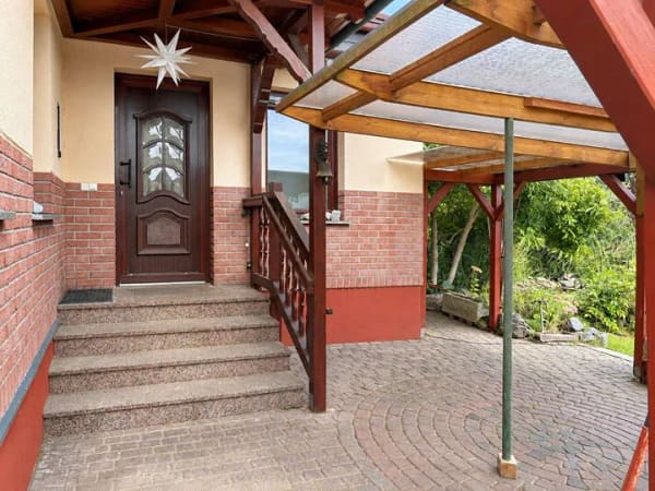 Immobilie in Prenzlau - Zweifamilienhaus mit Seeblick nur 5 Minuten von Prenzlau entfernt! - Bild 2