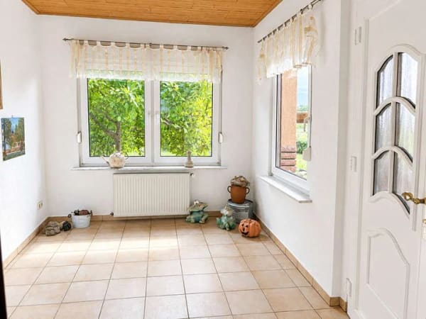 Immobilie in Prenzlau - Zweifamilienhaus mit Seeblick nur 5 Minuten von Prenzlau entfernt! - Bild 3