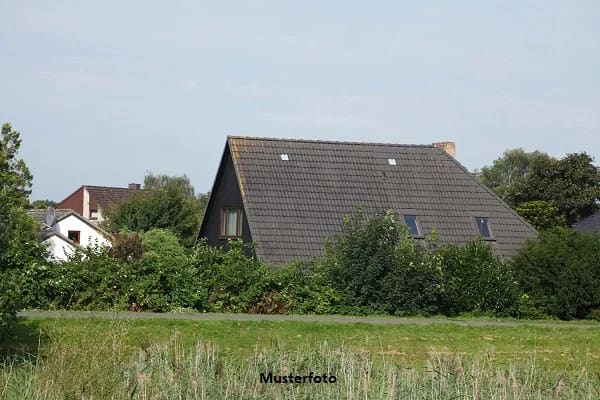 Immobilie in Allmendingen - 2 Wohnhäuser - geeignet zum Mehrgenerationswohnen - provisionsfrei - Bild 0