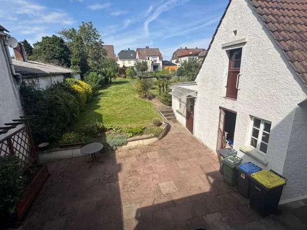 Immobilie in Barntrup - Großzügiges Einfamilienhaus mit Potenzial zum Zweifamilienhaus - Bild 1