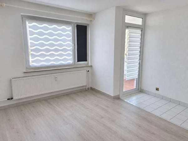Immobilie in Bremerhaven - Frisch renoviertes Apartment mit Balkon, zentral & provisionsfrei - Bild 3