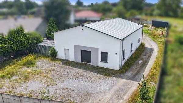 Immobilie in Müden (Aller) - Zweifamilienhaus mit Halle auf Gewerbegrundstück - Bild 1