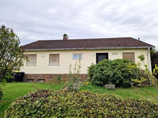Immobilie in Bad Hersfeld - Ein Haus mit viel Platz und Potenzial in einer der beliebtesten Wohnlagen von Bad Hersfeld ! - Bild 0