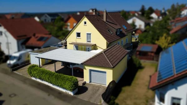 Immobilie in Gerstetten - Freistehendes Wohnhaus mit viel Platz, großem Garten und vielfältigen Nutzungsmöglichkeiten - Bild 1
