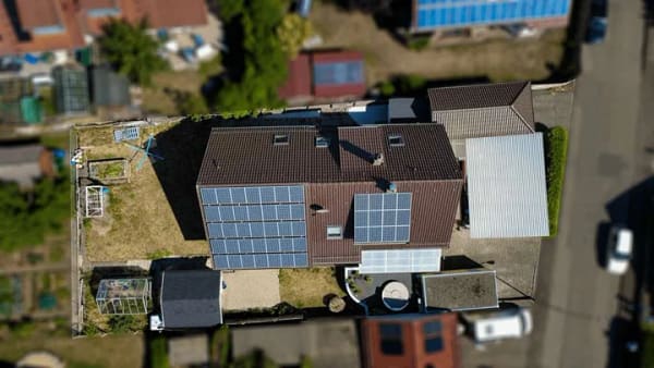 Immobilie in Gerstetten - Freistehendes Wohnhaus mit viel Platz, großem Garten und vielfältigen Nutzungsmöglichkeiten - Bild 3
