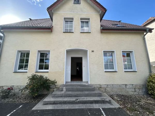 Immobilie in Borchen - Viel Platz für den Alltag in diesem gepflegten Einfamilienhaus in Borchen - Bild 0