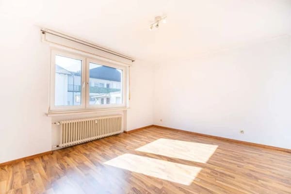 Immobilie in Augustdorf - Zweifamilienhaus mit viel Potenzial in Augustdorf - Bild 4