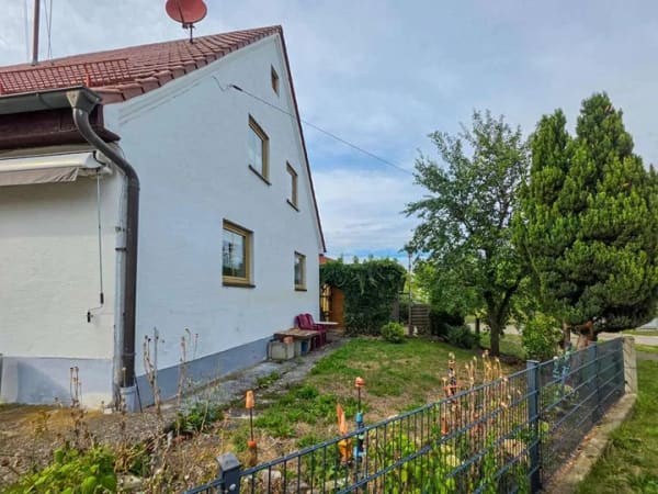 Immobilie in Landensberg - Die Gelegenheit: Ehemaliger Bauernhof als Einfamilienhaus mit Potenzial in Landensberg-Glöttweng - Bild 1