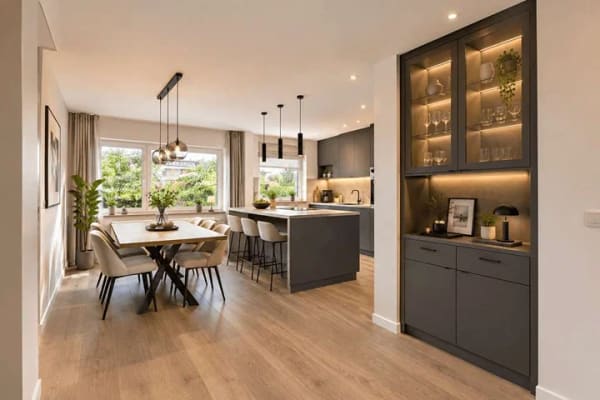 Immobilie in Vaterstetten - Großzügiges Reihenendhaus mit Südterrasse – viel Raum für die ganze Familie - Bild 4