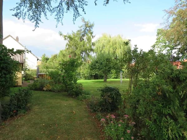 Immobilie in Harsum - Einfamilienhaus mit großem Garten bzw. Baugrundstück  1553 m² - Bild 3