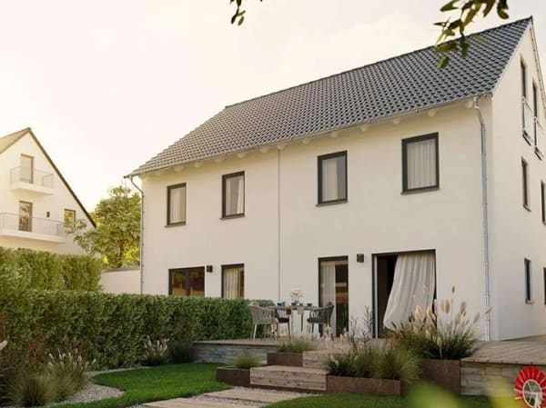 Immobilie in Kleinmachnow - Kleinmachnow: neue, geräumige Haushälften inkl. Grundstück - Bild 1