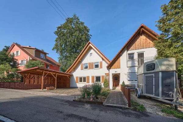 Immobilie in Sigmaringen - Doppelhaushälfte in guter Lage mit Schlossblick und Garten - Bild 1