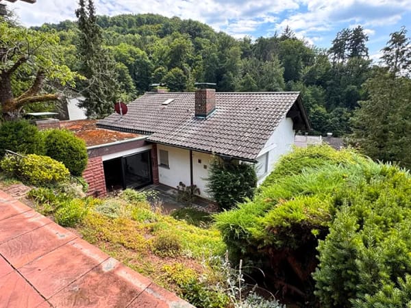 Immobilie in Klingenberg am Main - großes Einfamilienhaus mit herrlichem Blick - Bild 0