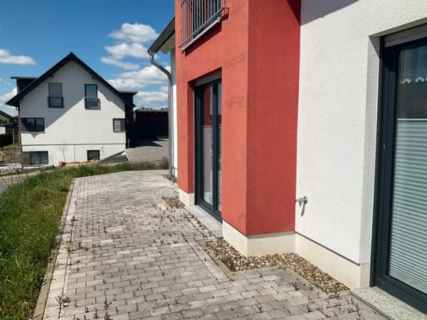 Immobilie in Theres - Massiv gebautes Einfamilienhaus mit Garage und sonniger Terrasse in Untertheres - Bild 0