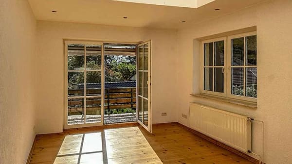 Immobilie in Stahnsdorf - Zwei benachbarte bezugsfreie Eigentumswohnungen – ca. 127 m² im Dachgeschoss - Bild 0