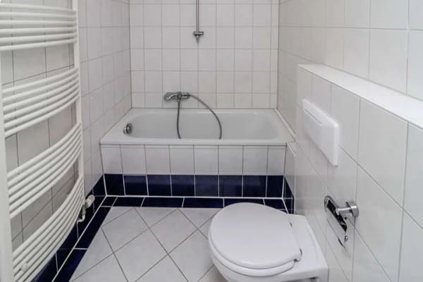 Immobilie in Stahnsdorf - Zwei benachbarte bezugsfreie Eigentumswohnungen – ca. 127 m² im Dachgeschoss - Bild 4