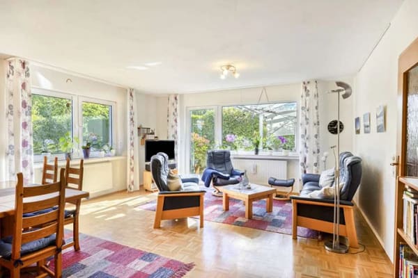 Immobilie in Lindlar - Freistehendes Einfamilienhaus mit großem Garten und sechs Zimmern in zentraler Lage von Lindlar - Bild 4