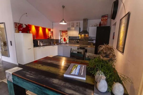 Immobilie in Fränkisch-Crumbach - Architektur mit Möglichkeiten – Ein Zuhause für Wohnen, Arbeiten oder beides - Bild 3