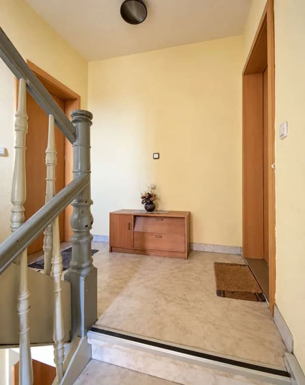 Immobilie in Erfurt - Erfurter Mehrfamilienhaus – 11 Wohneinheiten mit zusätzlichem Ertragspotenzial - Bild 3