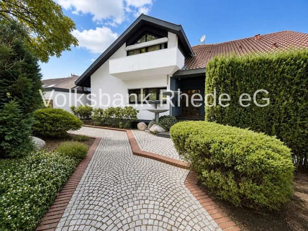 Immobilie in Rhede - Exklusive Architektenvilla in Rhede: Fünf Wohneinheiten, Wellnessbereich, Garagen und Stellplätze - Bild 1