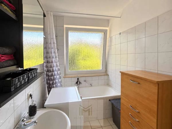 Immobilie in Obernkirchen - Melanie Kreimeyer präsentiert: Kompakt, modern, vermietet - Wohnung mit Balkon als Kapitalanlage in  - Bild 4