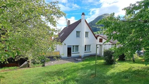 Immobilie in Bad Ditzenbach - Freistehendes Einfamilienhaus mit Garten und Garagen in sonniger Lage! - Bild 0