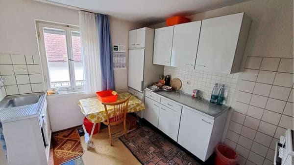 Immobilie in Bad Ditzenbach - Freistehendes Einfamilienhaus mit Garten und Garagen in sonniger Lage! - Bild 4