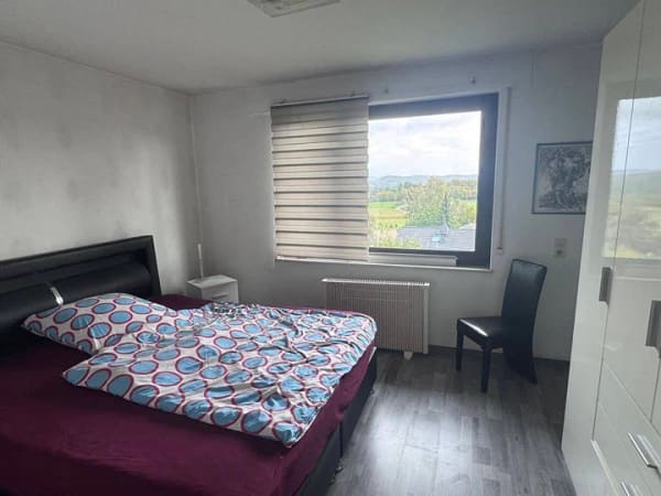 Immobilie in Lügde - Sanierte Doppelhaushälfte in ruhiger Lage mit Balkon und schönem Ausblick - Bild 4