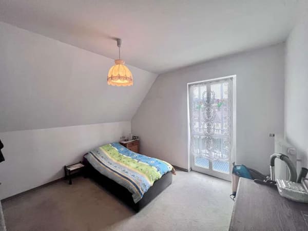 Immobilie in Ochsenhausen - 2,5-Zimmer-Dachgeschosswohnung in zentraler Lage - Bild 4