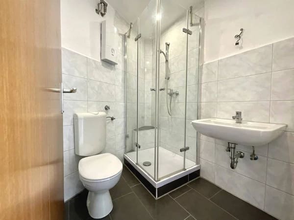 Immobilie in Ennepetal - Zwei Loggien, viel Potenzial - Ihr neues Zuhause in Ennepetal Voerde-Nord - Bild 4