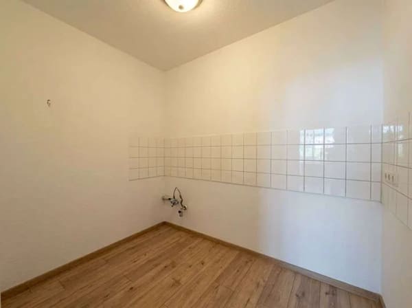 Immobilie in Dietzenbach - 9% Nettorendite: Sanierte 2-Zimmer-Wohnung mit Balkon & Stellplatz - Bild 3