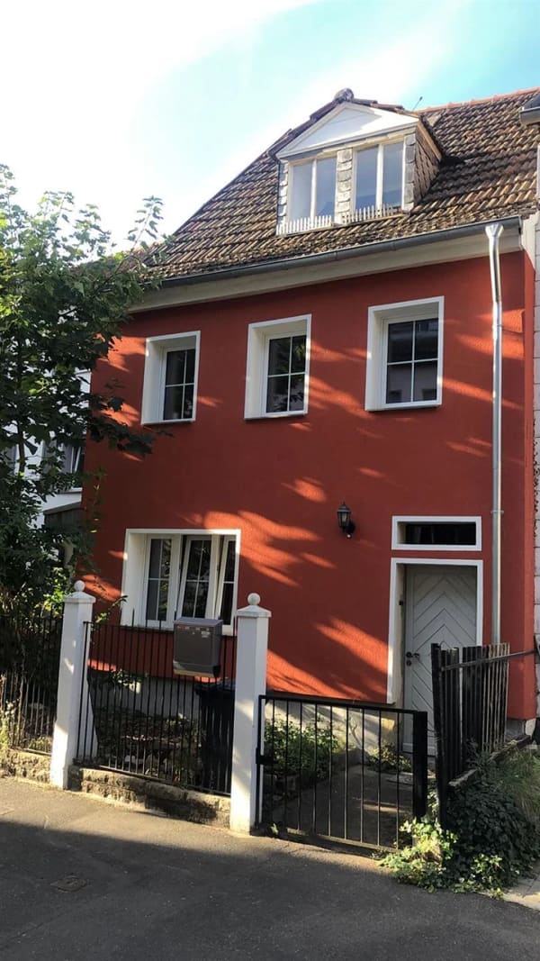 Immobilie in Würzburg - Einfamilienhaus freistehend in Würzburg (Heidingsfeld) - Bild 0