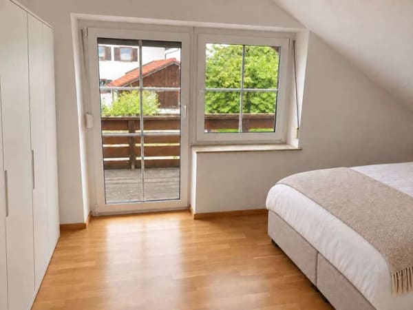 Immobilie in Wiggensbach - Dachgeschosswohnung mit großem Westbalkon und zwei Stellplätzen - nur rund 10 km bis Kempten - Bild 3