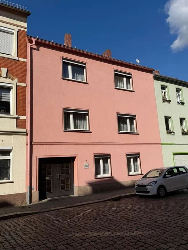 Immobilie in Roßwein - Viel Platz für den Alltag in diesem gepflegten Reihenhaus in Roßwein - Bild 0