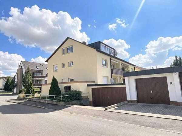 Immobilie in Ostfildern - Zwei - Zimmer Wohnung ab sofort zur Verfügung mit Garage - Bild 1