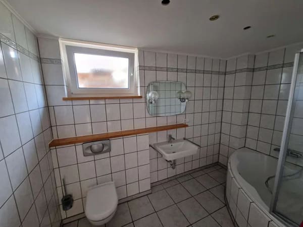 Immobilie in Herschbach - Vollvermietetes und renoviertes Mehrfamilienhaus mit 3,13 % Abschreibung in Herschbach - Bild 2