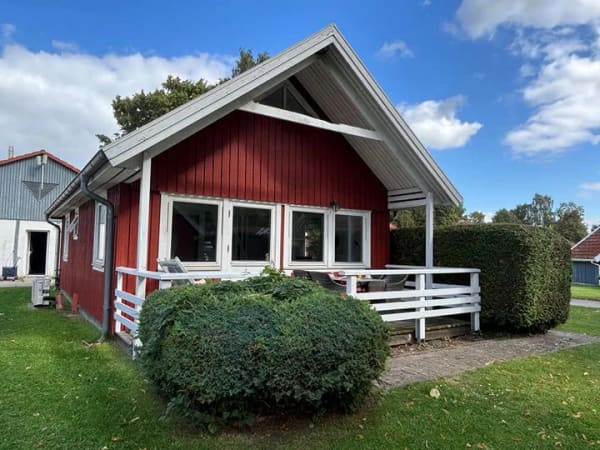 Immobilie in Boltenhagen - Ihr Stück Ostsee-Glück - charmantes Ferienhaus für die ganze Familie im Regenbogen-Camp! - Bild 1