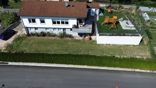 Immobilie in Rottenacker - Modernes Einfamilienhaus mit großem Grundstück & separatem Wohnbereich - Bild 0