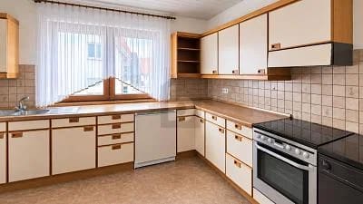 Immobilie in Haigerloch - SEHR GEPFLEGTES BAUERNHAUS MIT AUSBAUPOTENZIAL - Bild 3