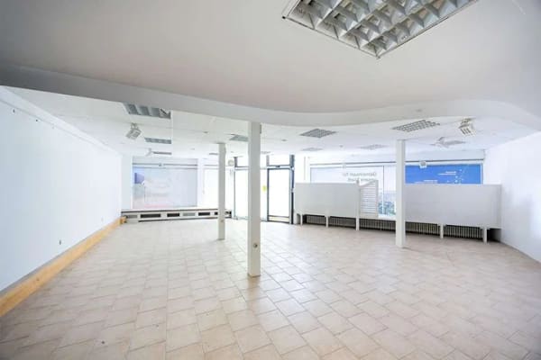 Immobilie in Gerlingen - WEITBLICK: Wohn- & Geschäftshaus im Herzen Gerlingens! - Bild 1