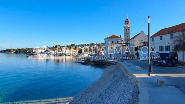 Immobilie in Reinstorf - Exklusive Villa auf Brac - mit Aussicht und Pool - Bild 4