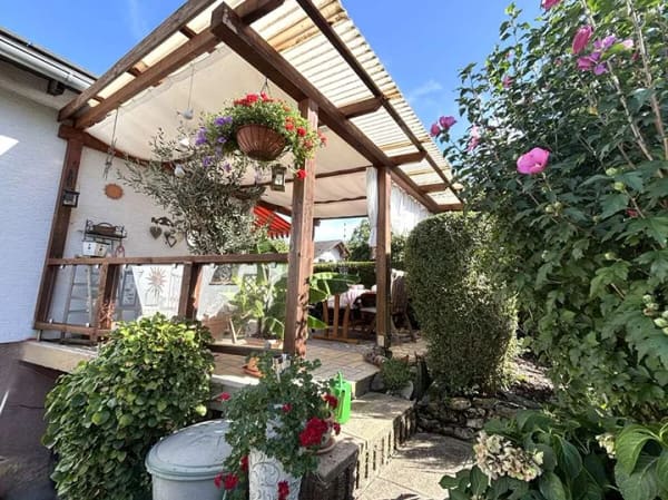 Immobilie in Pfaffen-Schwabenheim - Stilvoller Bungalow mit traumhaftem Gartenparadies - Bild 4