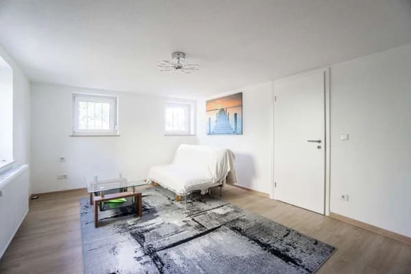 Immobilie in Mengen - Vielseitiges Wohnen - Ebenerdiges Einfamilienhaus mit Raum für alle Lebensphasen - Bild 3