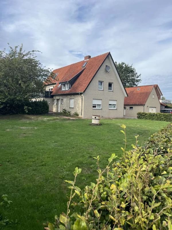 Immobilie in Bohmte - Einfamilienhaus / Zweifamilienhaus auf großem Grungstück - Bild 0