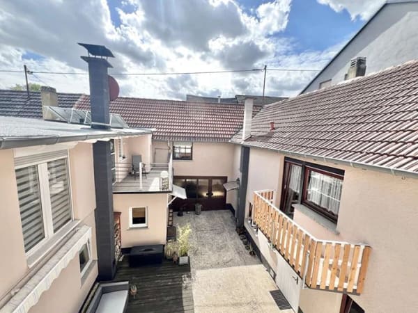 Immobilie in Waldlaubersheim - TOP gepflegtes Zweifamilienhaus mit besonderer Dachterrasse - Bild 2
