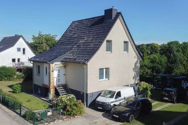 Immobilie in Gustow - Familienfreundliches Zuhause in Gustow – viel Platz, gepflegter Garten und kurze Wege nach Stralsund - Bild 0