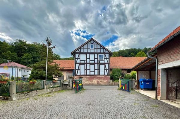 Immobilie in Sontra - *Alles - außer gewöhnlich*

Landhaus mit Hofcharakter am Bachlauf der Ulfe

in 36205 Sontra-Krau - Bild 4
